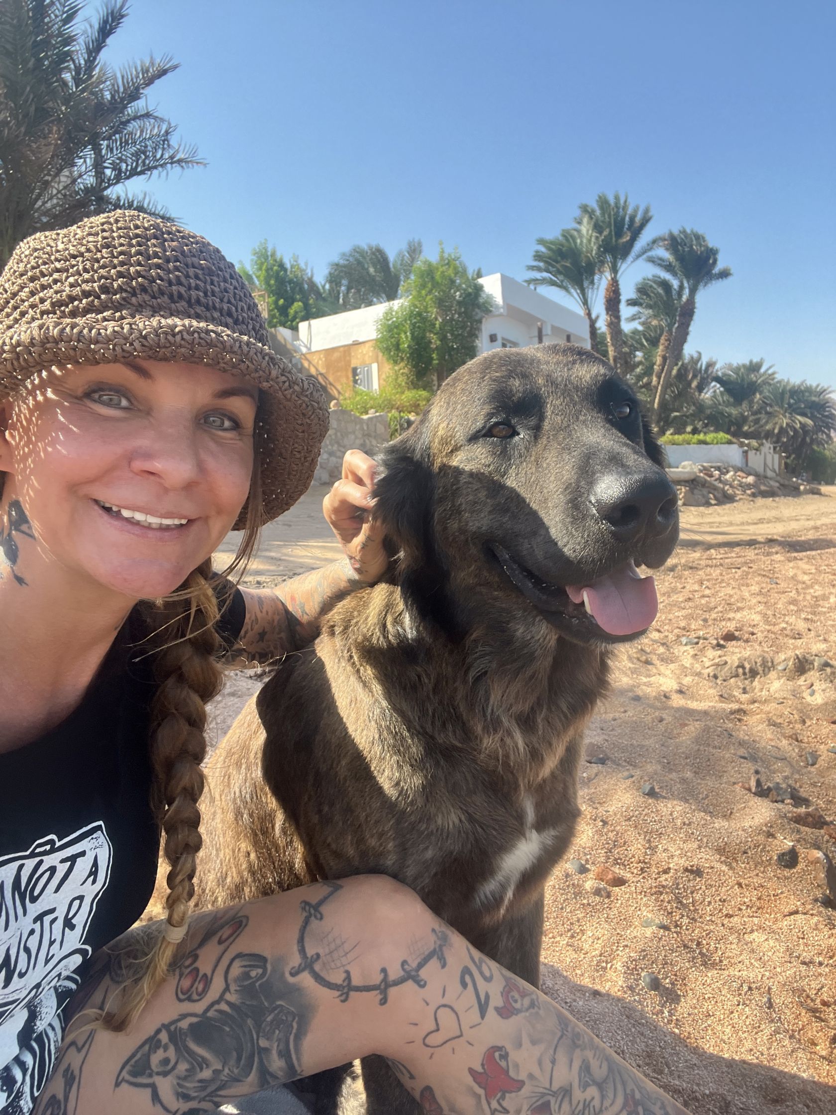 Sandy am Strand von Dahab